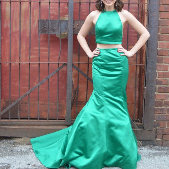 COPY - Sherri Hill. Prom Dress. Size 0. No alterations. Worn once. - Picture 1 of 5